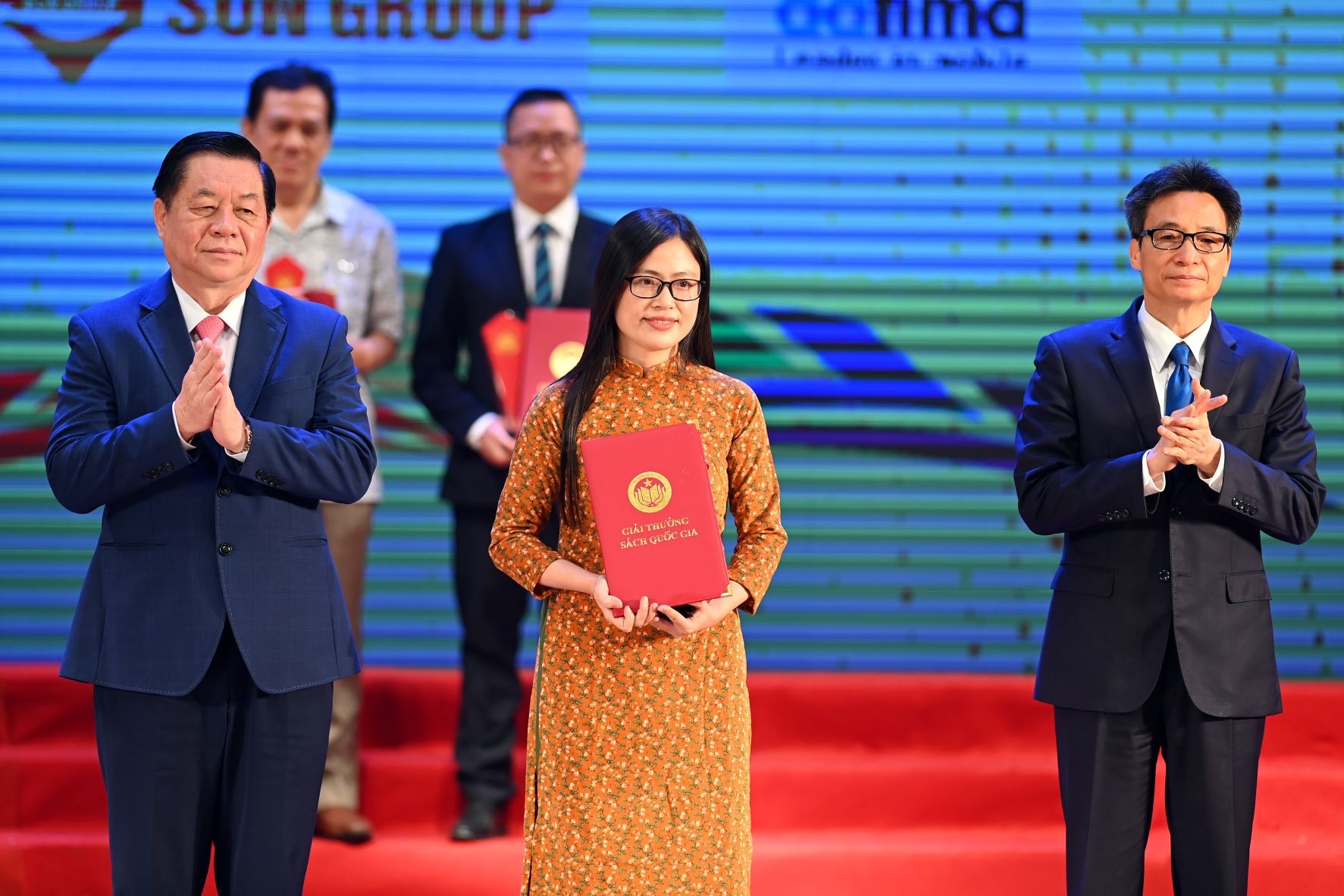 Nhung dau an cua Giai thuong Sach quoc gia lan thu tu hinh anh