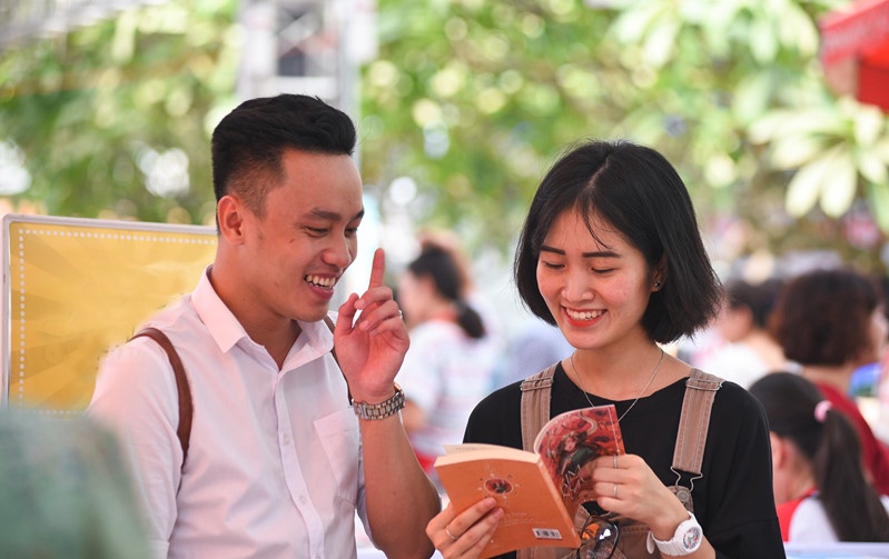 Sach gop phan phat trien van hoa anh 1