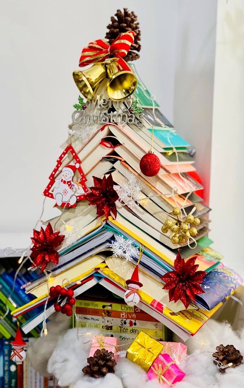 Cay Giang sinh bang sach anh 2