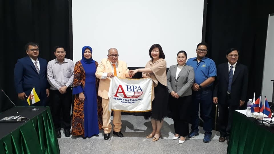 Chu tich Hoi Xuat ban Dong Nam A anh 2