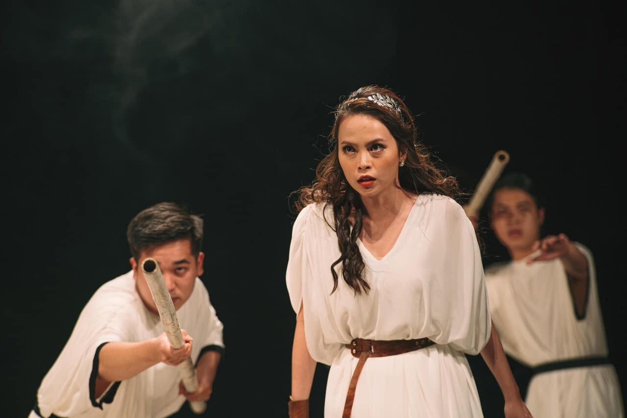 Yeu sach cua Antigone anh 2