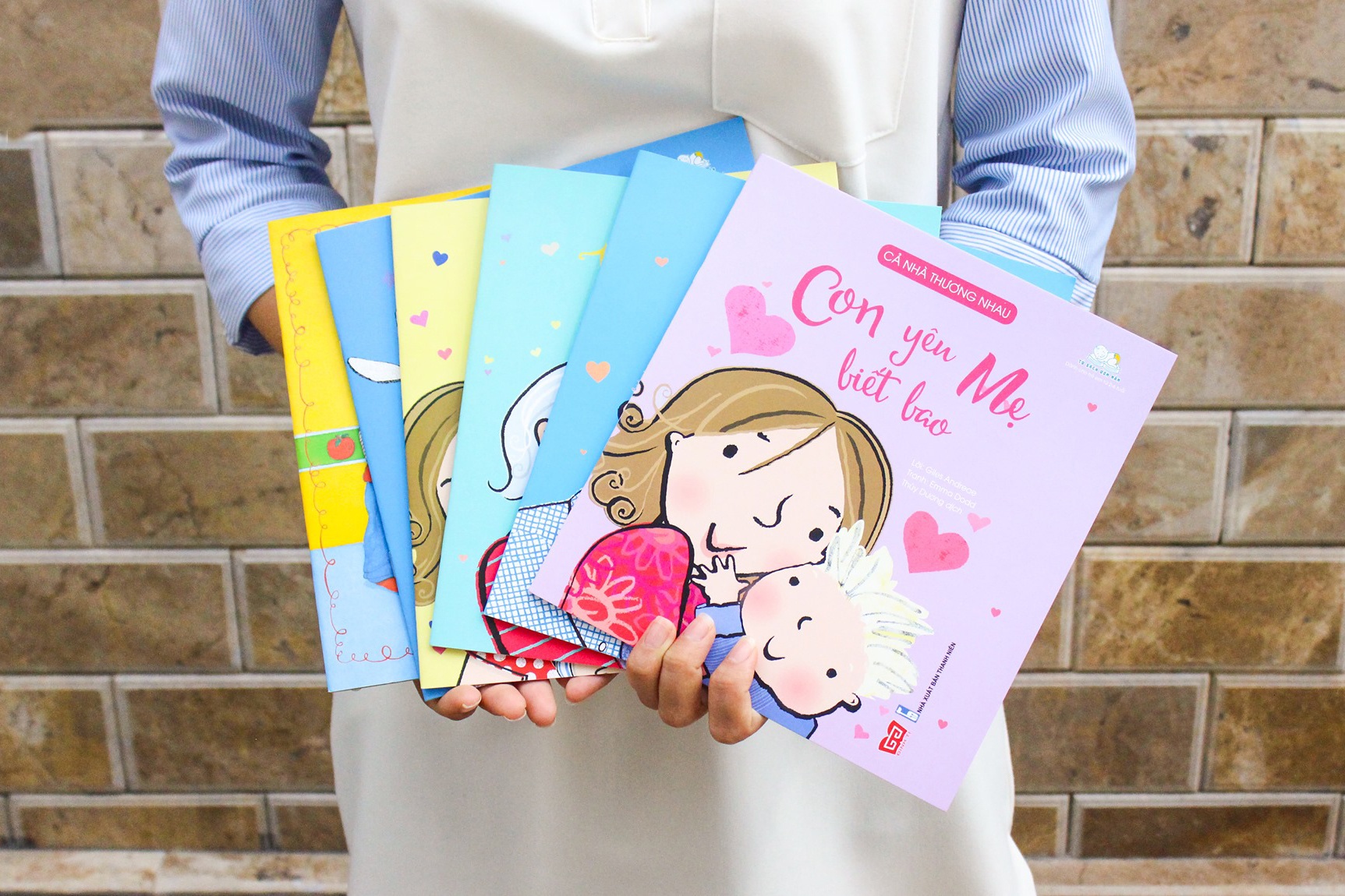 Sach tranh ve gia dinh anh 3