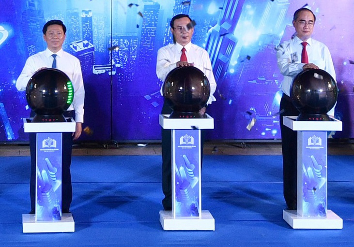 Tuong thuat le khai mac Ngay Sach va Van hoa doc Viet Nam hinh anh