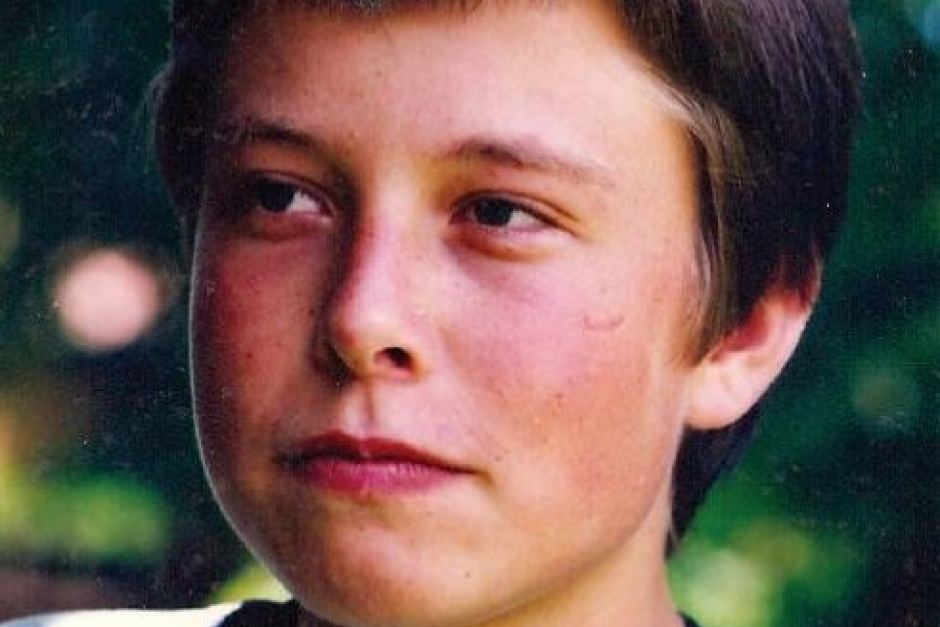 Tuoi tho khong em dem cua Elon Musk hinh anh