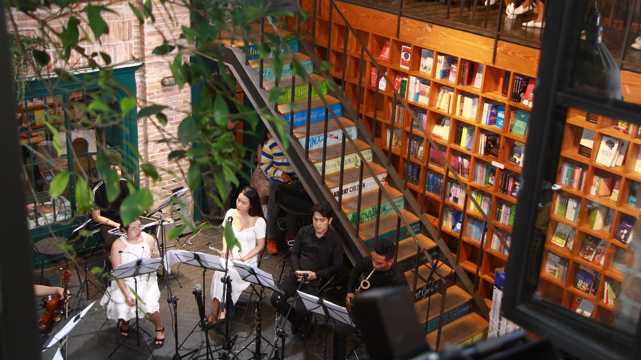 Lien ket xuat ban anh 1