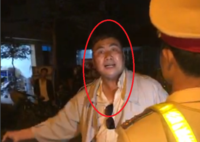 Khoi to tai xe anh 1