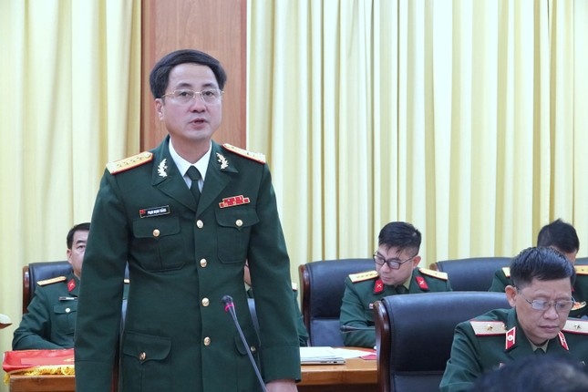 Gin giu hoa binh anh 3