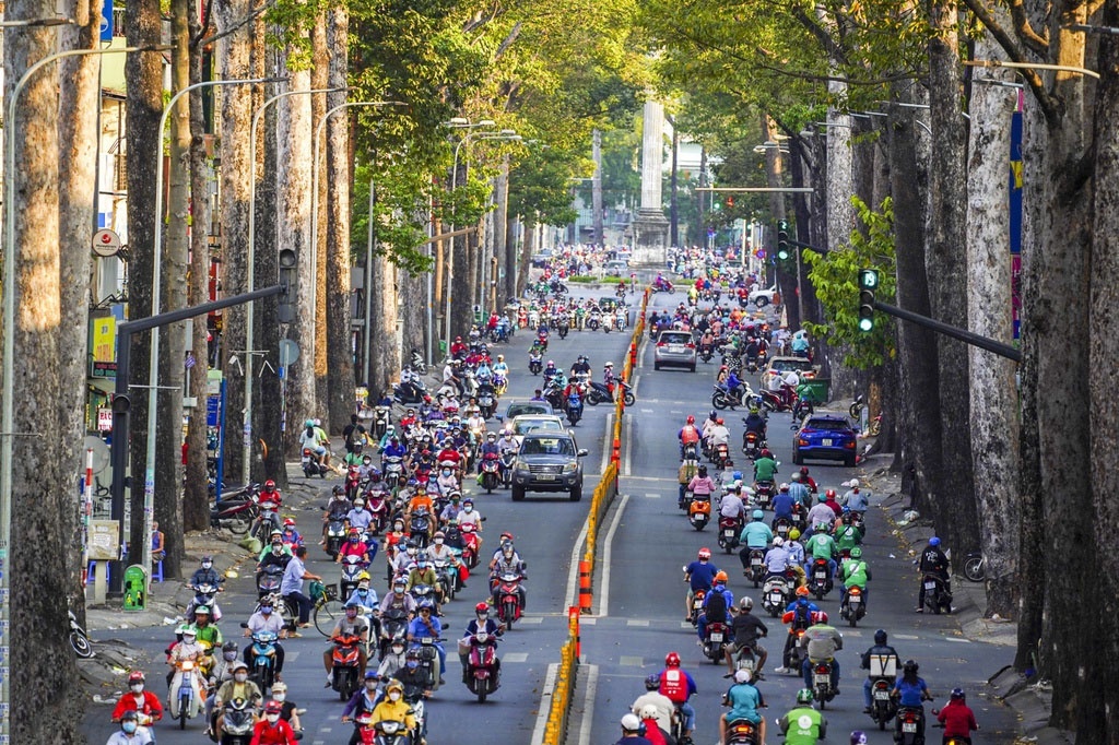 Cam xe mot so duong khu vuc trung tam TPHCM trong 3 ngay hinh anh