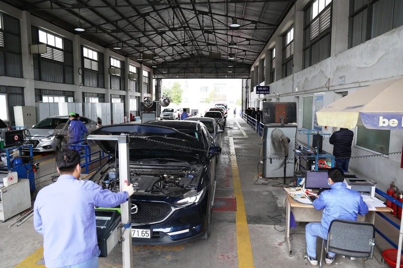 Trung tam Dang kiem se lam ca ngay nghi de giam un tac cuoi nam hinh anh