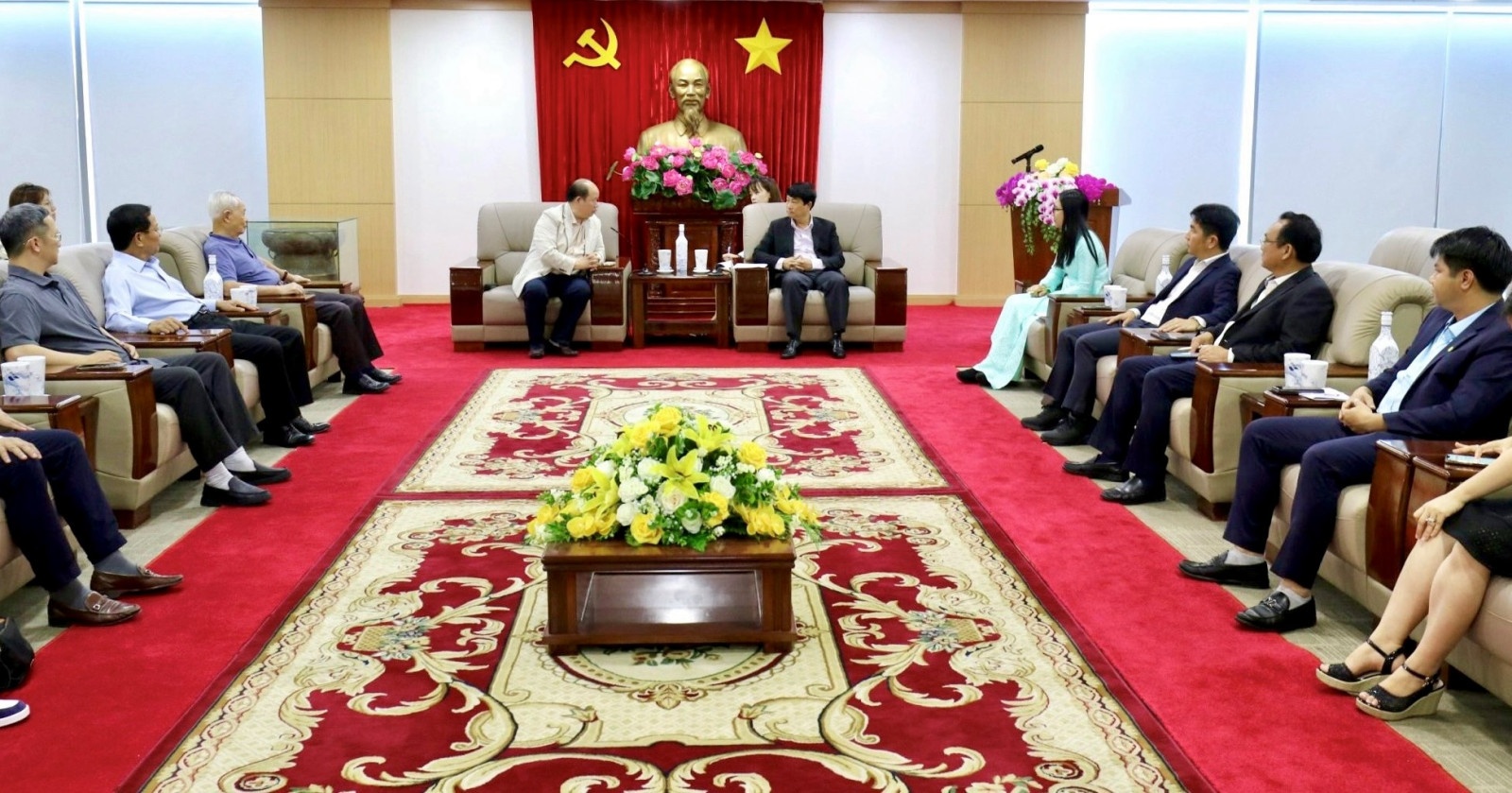 Binh Duong hoan nghenh doanh nghiep Trung Quoc den dau tu hinh anh