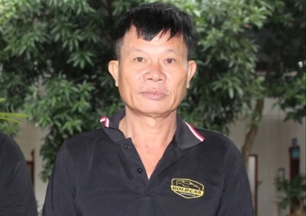 Bat giu 2 ke cho vay nang lai hinh anh