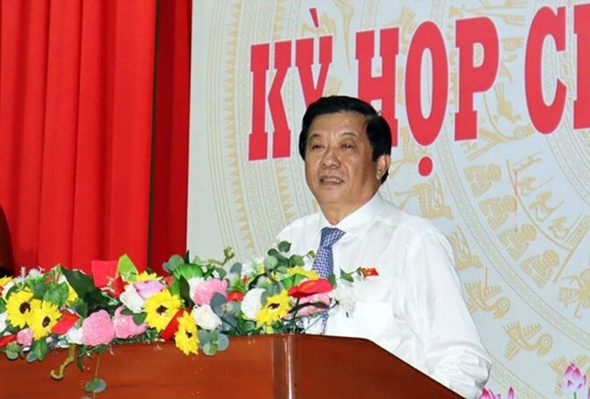 Phe chuan ket qua bau Pho chu tich UBND tinh Vinh Long Dang Van Chinh hinh anh