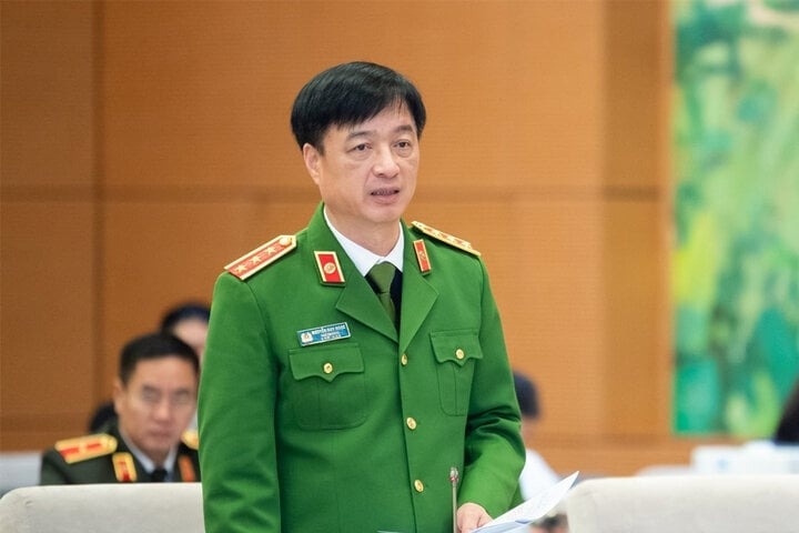 Thu truong Cong an: Tang toi pham dung vu khi tho so cuop ngan hang hinh anh