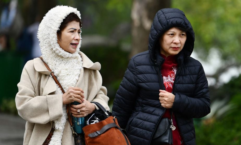 Du bao thoi tiet 25/12: Mien Bac van ret dam, Trung Bo mua lon cuc bo hinh anh