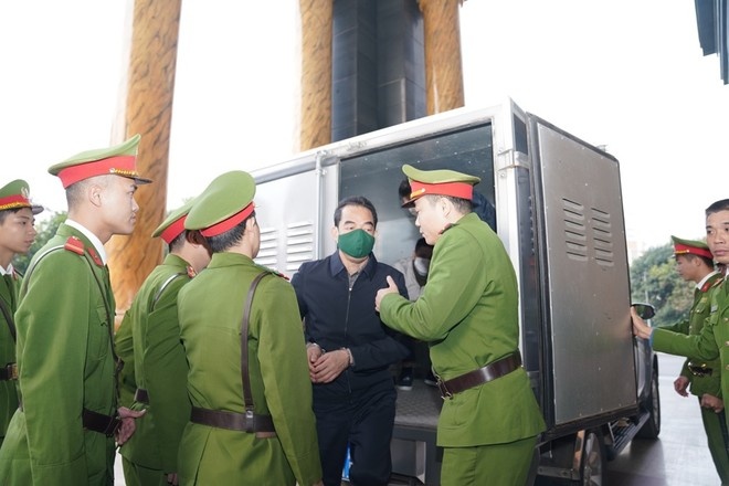 vu chuen bay giai cuu anh 2