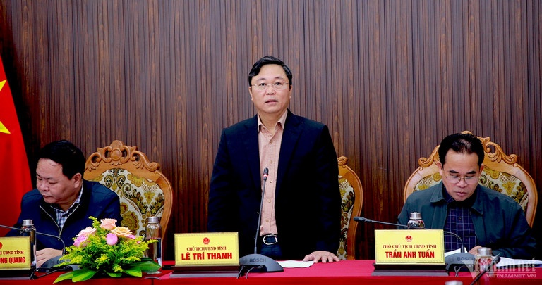 Chu tich Quang Nam: Can bo vi pham lam anh huong den hinh anh cua tinh hinh anh