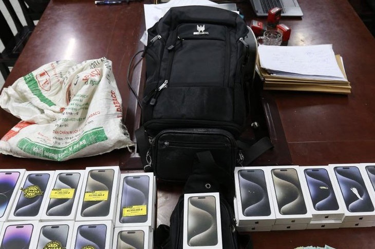 Tam giu 4 doi tuong trom cap hon 1,5 ty dong o cua hang FPT Bac Ninh hinh anh