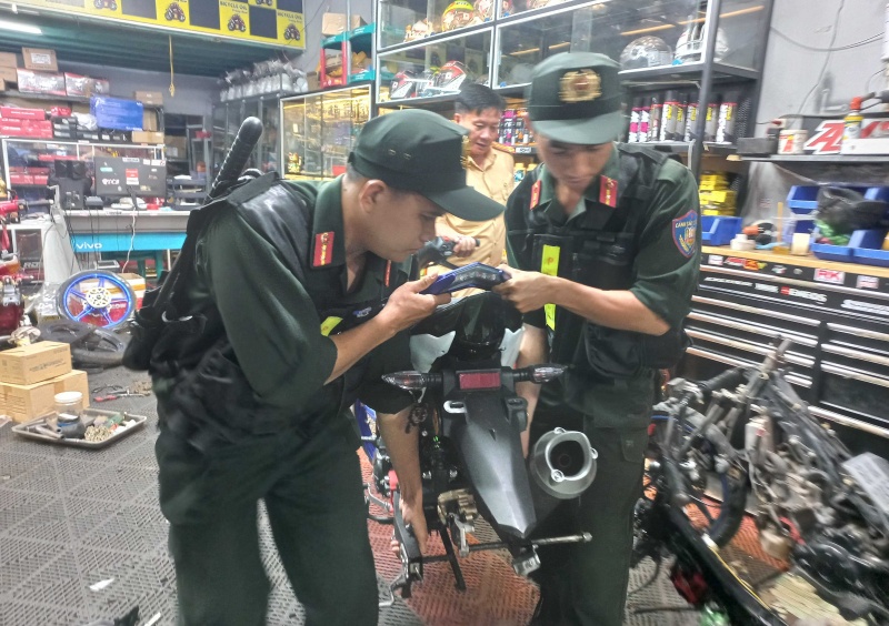 Lò độ xe ảnh 2 Lo do xe anh 2