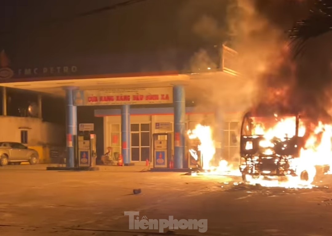 chay xe bon chua xang anh 1