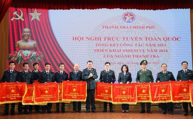 thanh tra nganh nhay cam anh 1