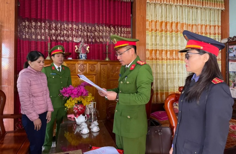 Tham o gan 1 ty,  Cong ty Yangli anh 1