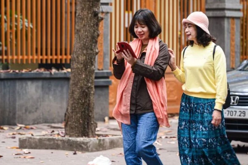 Ha Noi mua vai noi, dem va sang 2/1 troi ret hinh anh