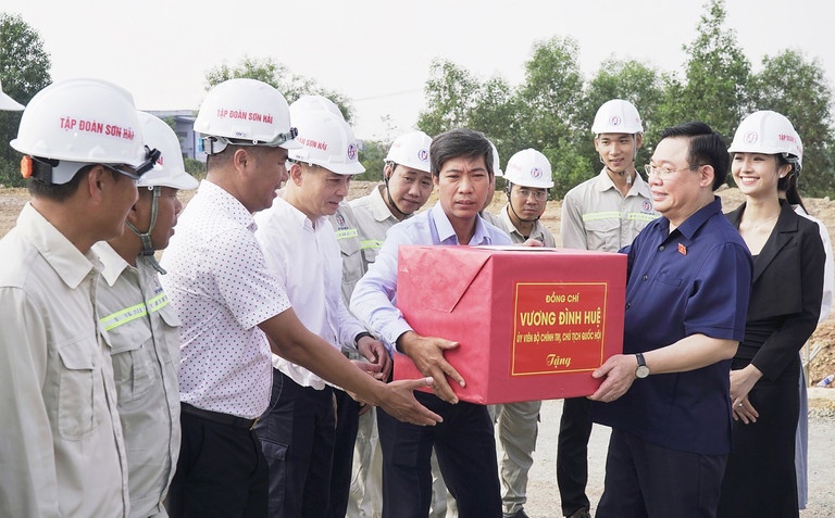 ong Vuong Dinh Hue anh 3