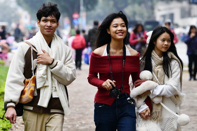 Du bao nang am bung len truoc khi khong khi lanh tang cuong hinh anh