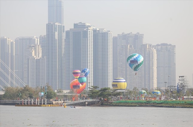 TP.HCM tang thu ngan sach tu dat dai hinh anh