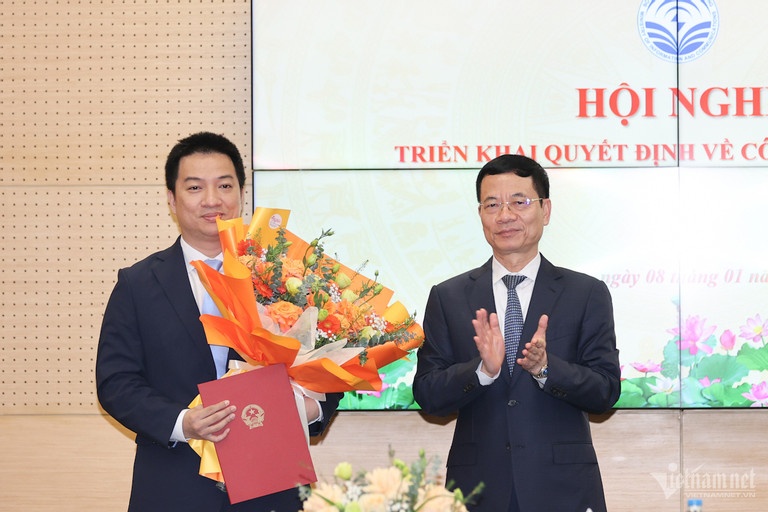 Ong Ho Duc Thang lam quyen Cuc truong Cuc Chuyen doi so Quoc gia hinh anh