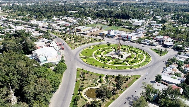 Kien nghi kiem diem chu tich, Pho chu tich UBND thanh pho Tra Vinh hinh anh