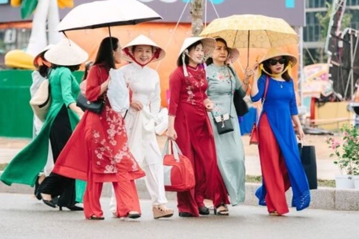 Du bao thoi tiet TP.HCM ngay 14/1, chi so tia UV gay hai cao hinh anh