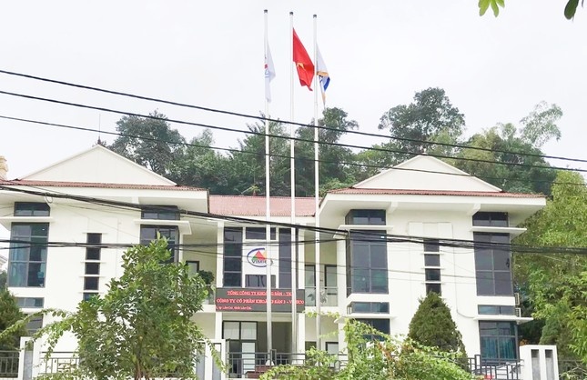 Khoang san 3,  Cong ty Vinachem,  Cong ty Vimico anh 1