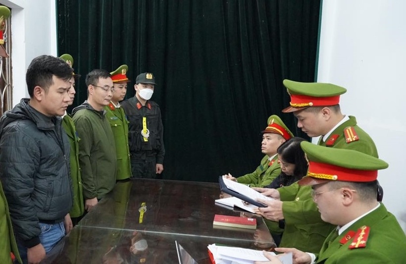 Cong ty Top One anh 1