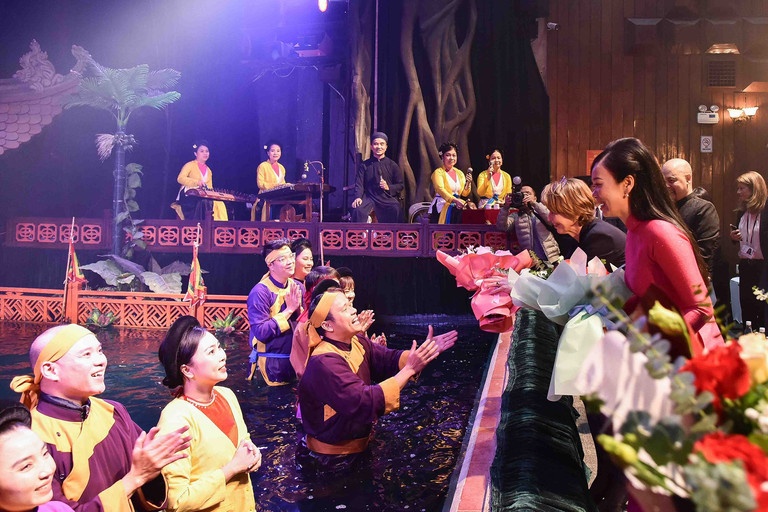 Phu nhan chu tich nuoc anh 3