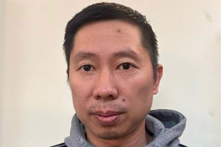 Bat tam giam mot thanh vien cua Petrosetco hinh anh