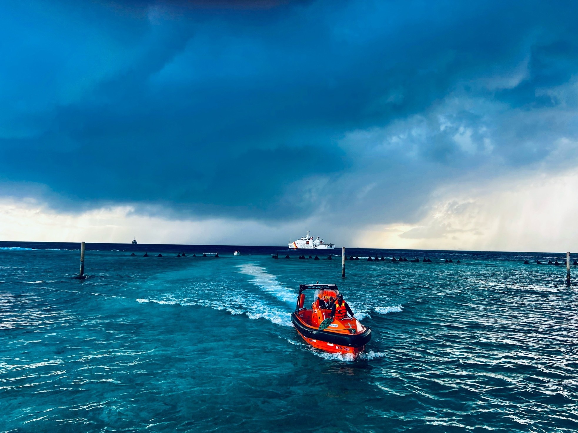 tau kiem ngu Viet Nam anh 13