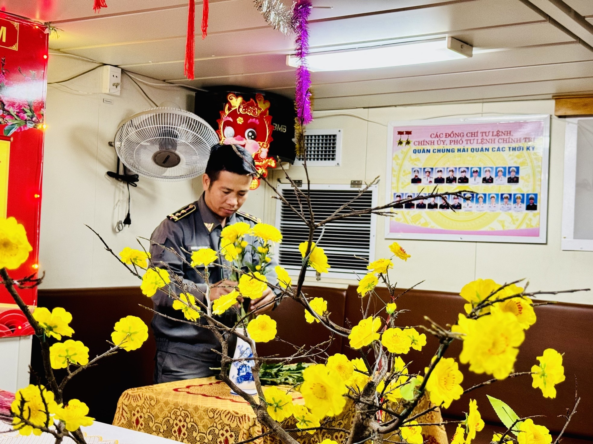 tau kiem ngu Viet Nam anh 7