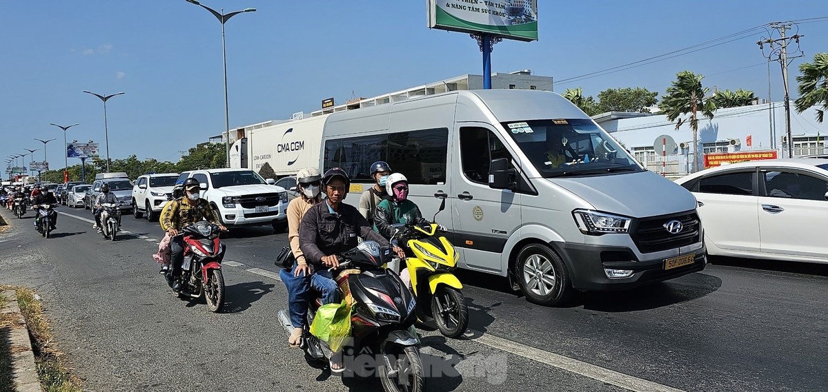 Nguoi dan mien Tay anh 10