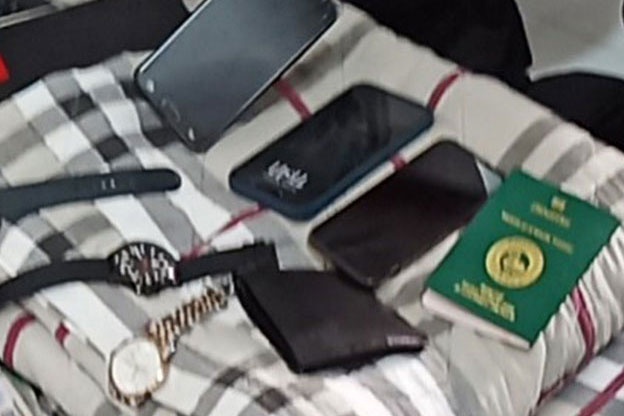 Nho gui tien, bang nhom lua dao hang tram ty dong hinh anh