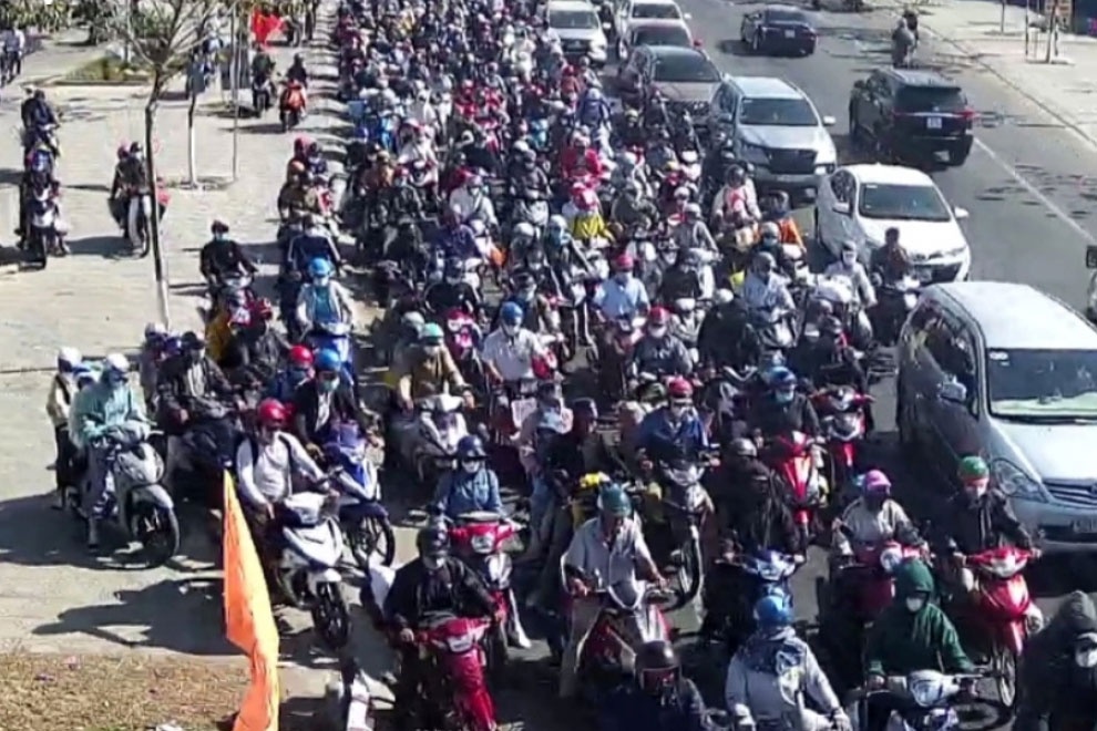 Tram thu phi BOT cau Rach Mieu 4 lan xa tram de tranh ket xe keo dai hinh anh