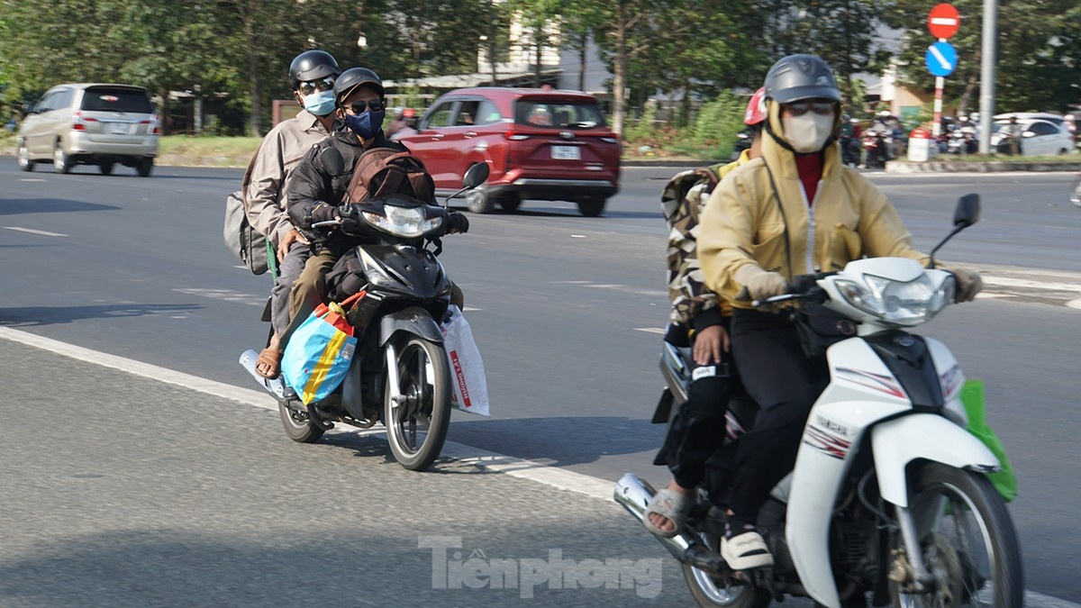 Nguoi dan mien Tay anh 6