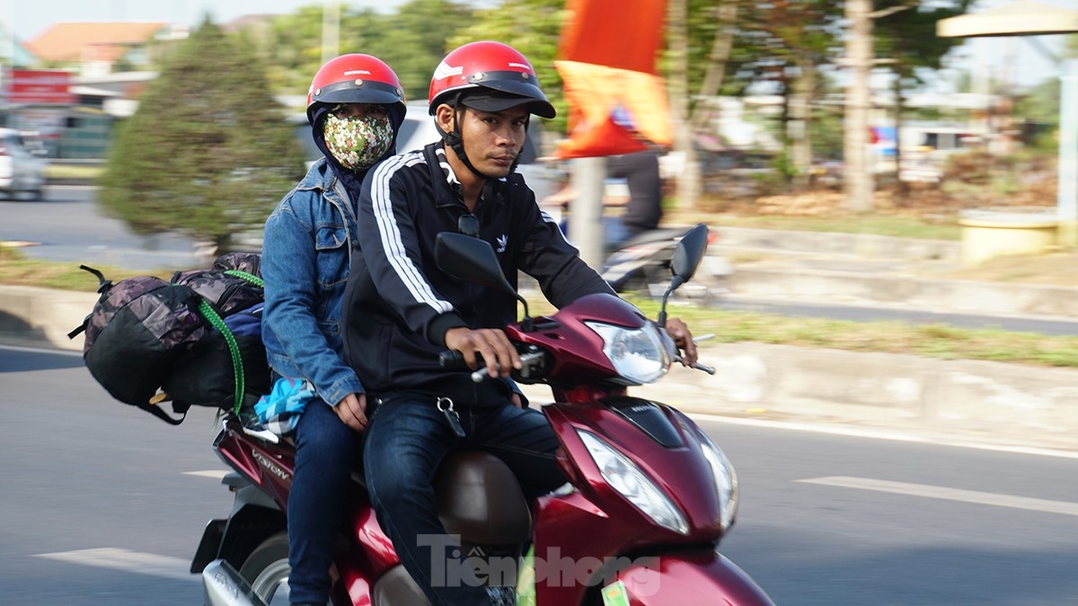 Nguoi dan mien Tay anh 7