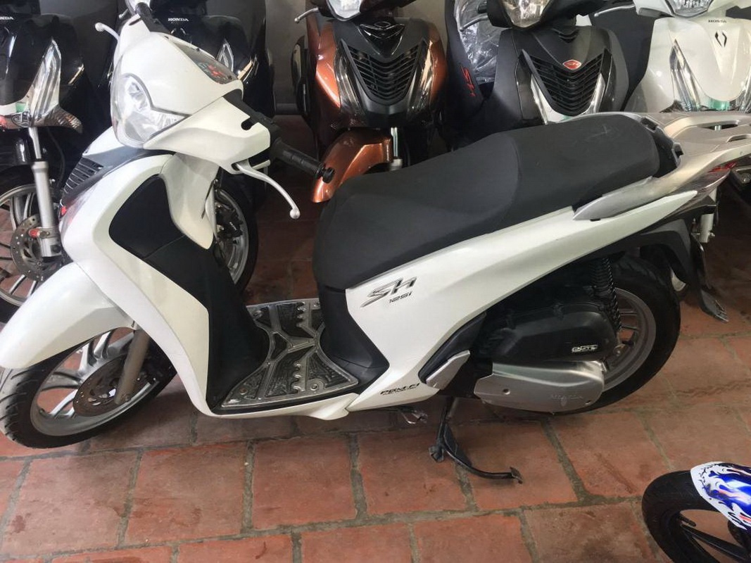 Canh bao chieu tro ban 'xe may gia re' tren mang xa hoi hinh anh