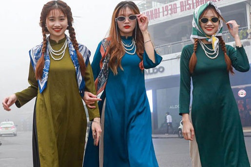 Mien Bac suong mu, trua nang den 29 do C hinh anh