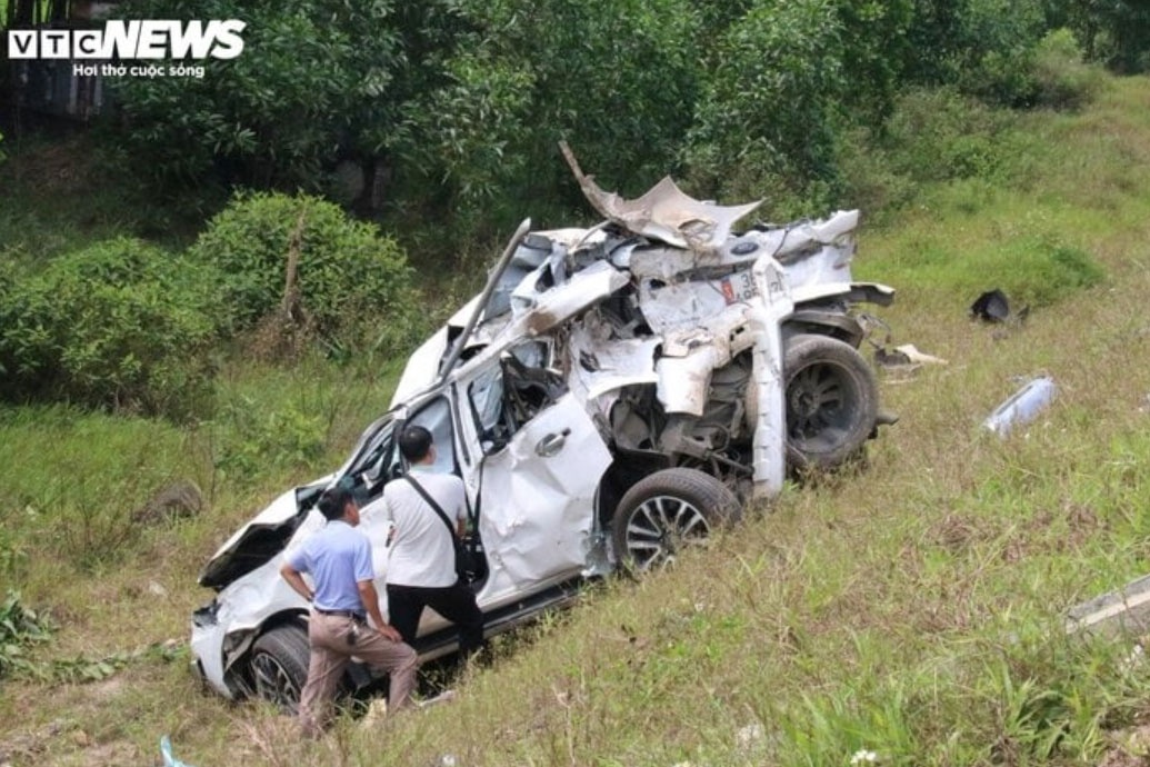 Tai nan lien hoan,  Cam Lo,  La Son anh 1