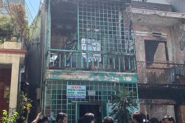 Thong tin moi vu chay nha lam 4 nguoi tu vong o TP.HCM hinh anh