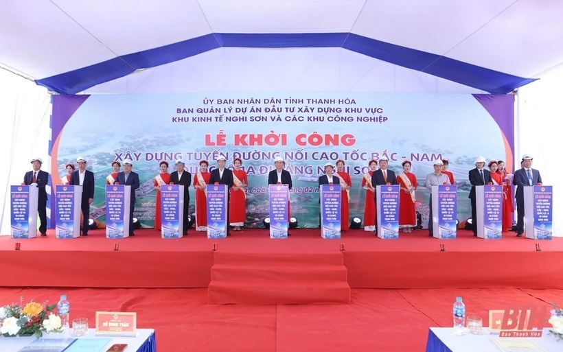 Khoi cong du an duong noi cao toc Bac-Nam, quoc lo 1 di cang Nghi Son hinh anh