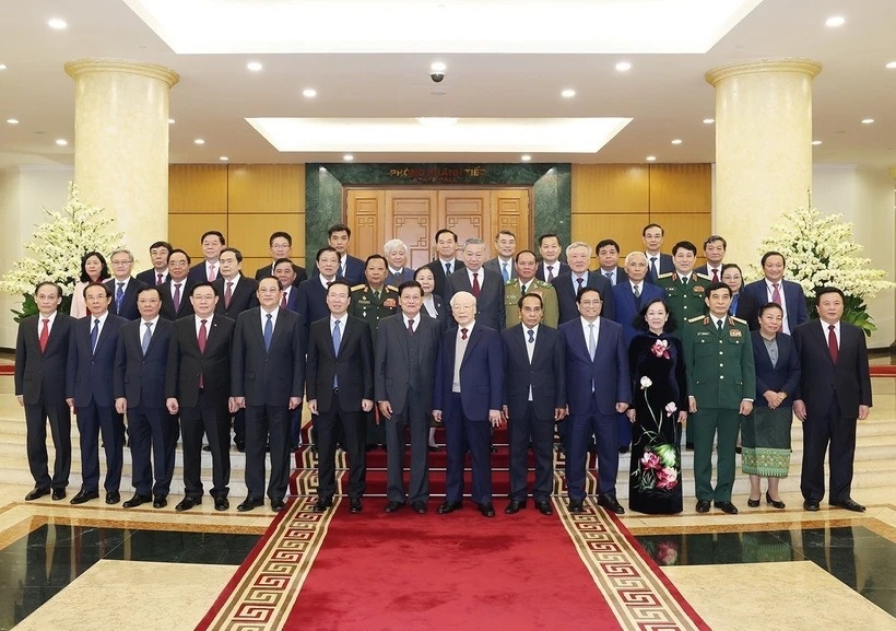 Tiep tuc vun dap va tang cuong quan he doan ket dac biet Viet Nam-Lao hinh anh