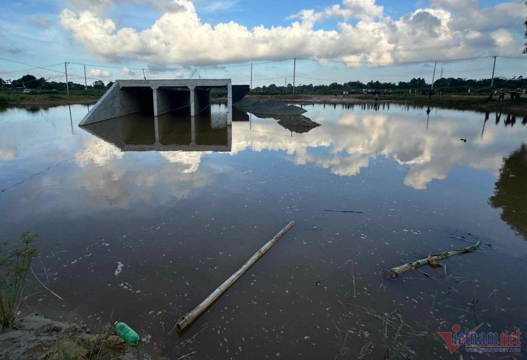 Cam Lo,  Van Ninh,  giao thong so 1 anh 1